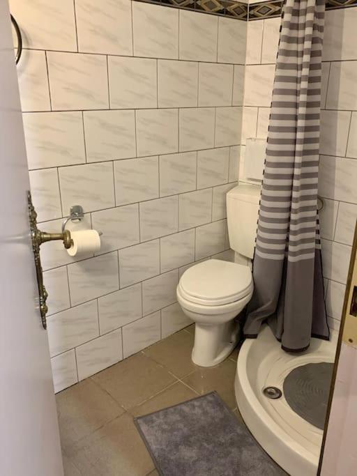 Beautiful Apartment Athens Keramikos Esterno foto