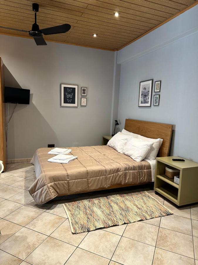 Beautiful Apartment Athens Keramikos Esterno foto